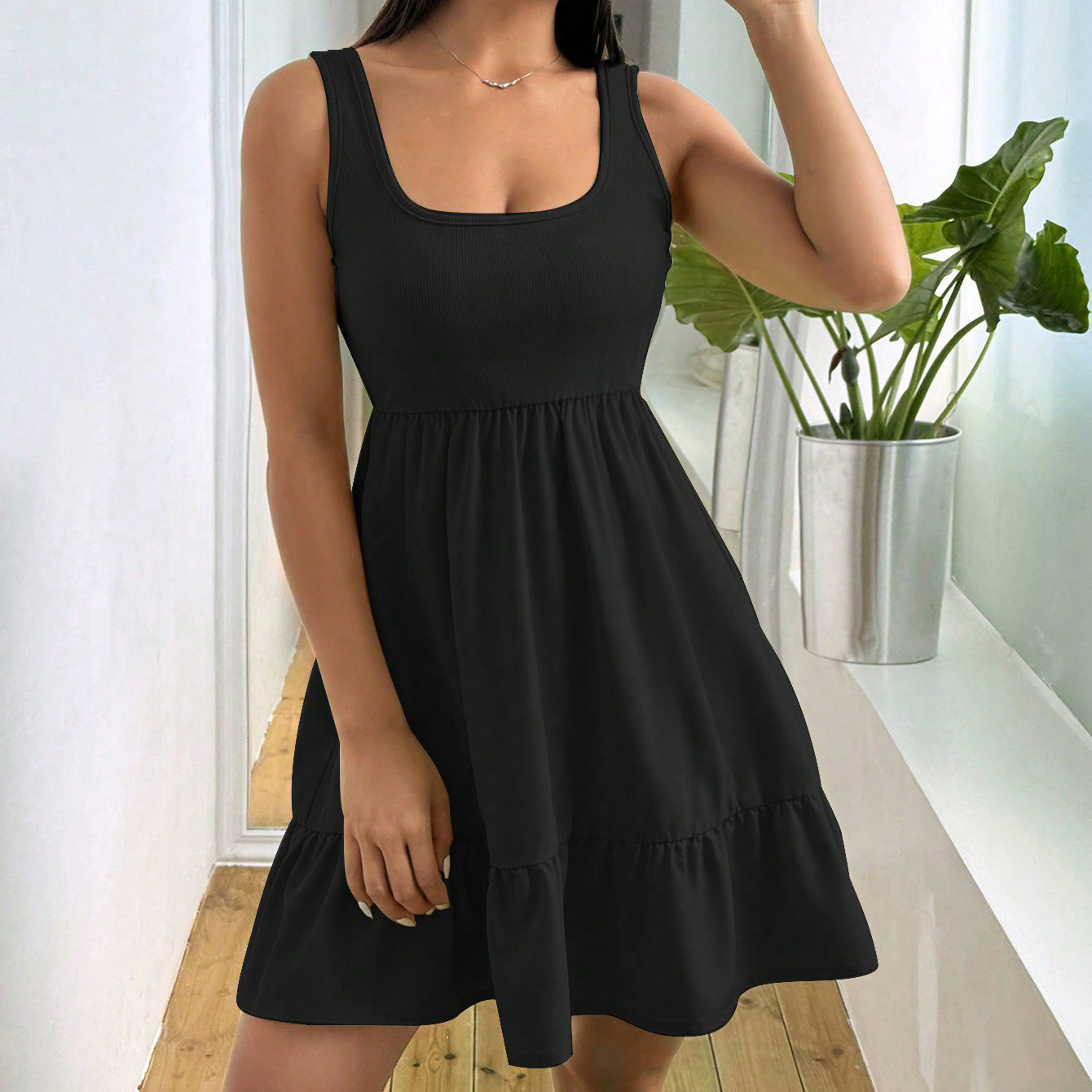 Elegant U-Neck High-Waisted Slimming Athletic Dress